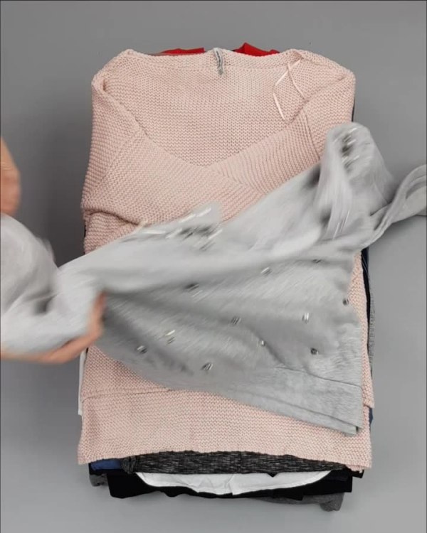 Фотография  736 - STRADIVARIUS Winter mix#15 кг, ЛОТ №2257 оптом в Салехарде и Ямало-Ненецком АО