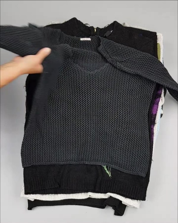 Фотография  322 - Джемпер муж+жен экстра#15 кг , Лот№2612 оптом в Салехарде и Ямало-Ненецком АО