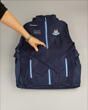 Фотография  840 - Куртки СПОРТ СТОК дети#10 кг , Лот№ 2642 оптом в Салехарде и Ямало-Ненецком АО