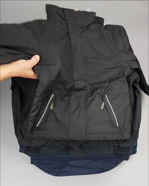 Фотография  306 - Куртки СПОРТ СТОК дети#10 кг , Лот№ 2642 оптом в Салехарде и Ямало-Ненецком АО