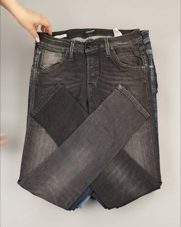 Фотография  120 - Джинсы Италия#20 шт, ЛОТ №4301 оптом в Салехарде и Ямало-Ненецком АО