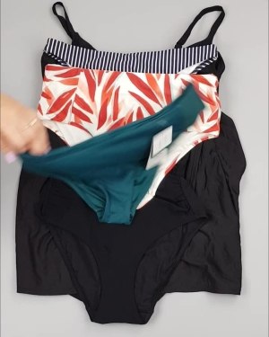 Фотография  418 - Купальники Chantelle#30 шт, ЛОТ №4410 оптом в Салехарде и Ямало-Ненецком АО