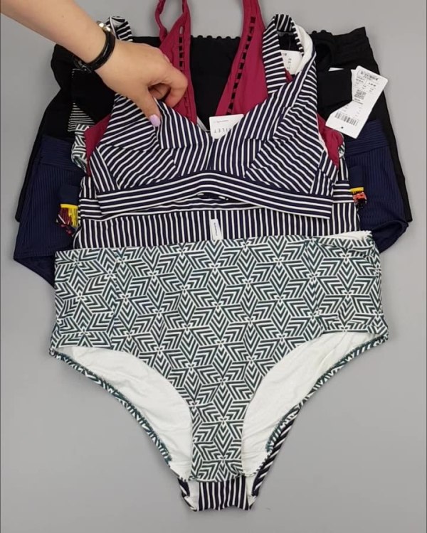 Фотография  583 - Купальники Chantelle#23 шт, ЛОТ №4412 оптом в Салехарде и Ямало-Ненецком АО