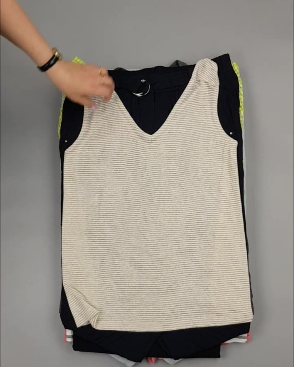 Фотография  773 - NEXT Summer Women mix#15 кг, ЛОТ №4436 оптом в Салехарде и Ямало-Ненецком АО