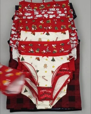 Фотография  770 - Нижнее белье CALZEDONIA дети#40 шт, ЛОТ №4445 оптом в Салехарде и Ямало-Ненецком АО