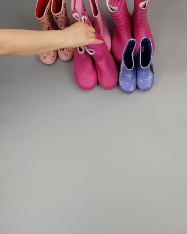 Фотография  914 - Обувь ALDI дети лето#10 кг, ЛОТ №4454 оптом в Салехарде и Ямало-Ненецком АО