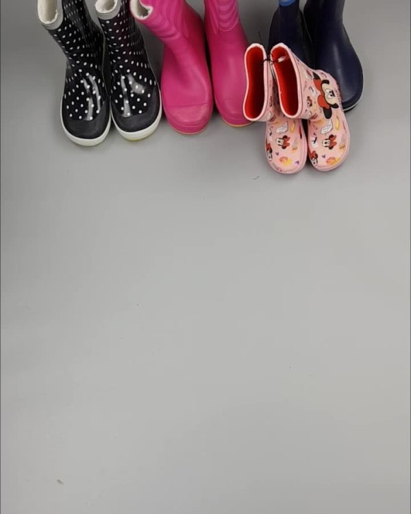 Фотография  323 - Обувь ALDI дети лето#10 кг, ЛОТ №4457 оптом в Салехарде и Ямало-Ненецком АО