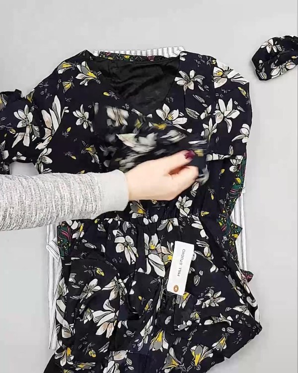 Фотография  189 - Платья Корея#20 шт, ЛОТ №5614 оптом в Салехарде и Ямало-Ненецком АО