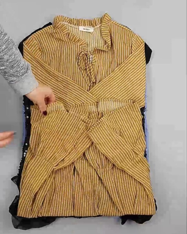 Фотография  382 - Платья Корея#20 шт, ЛОТ №5615 оптом в Салехарде и Ямало-Ненецком АО