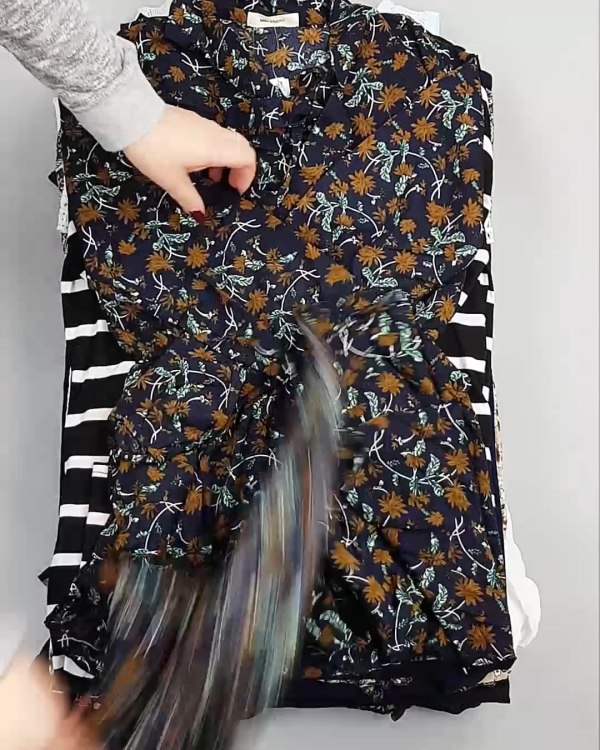 Фотография  660 - Платья Корея#20 шт, ЛОТ №5615 оптом в Салехарде и Ямало-Ненецком АО