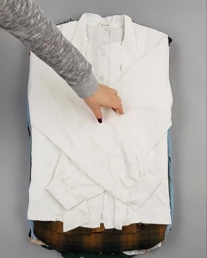 Фотография  479 - Блузки Корея#20 шт, ЛОТ №5622 оптом в Салехарде и Ямало-Ненецком АО