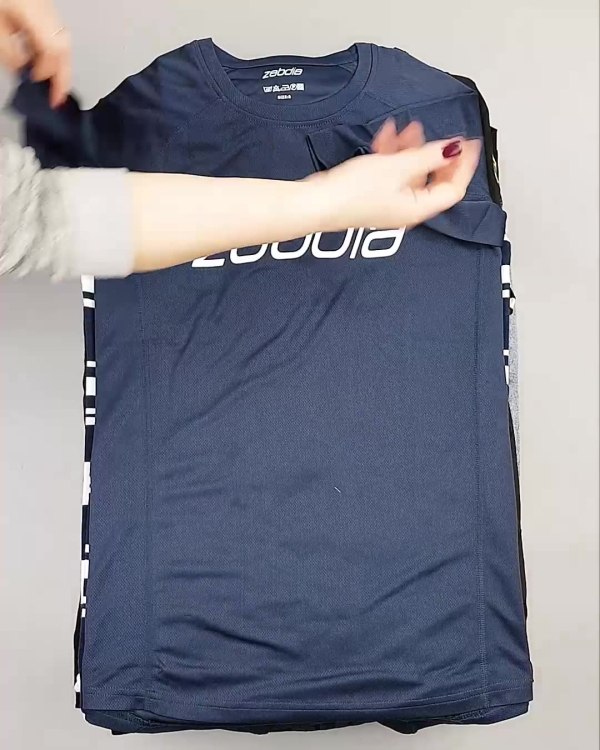 Фотография  596 - DK, Bestseller + Summer mix#15 кг, ЛОТ №5626 оптом в Салехарде и Ямало-Ненецком АО