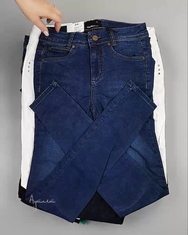 Фотография  828 - Джинсы DK Company 022024#10 кг, ЛОТ №5946 оптом в Салехарде и Ямало-Ненецком АО