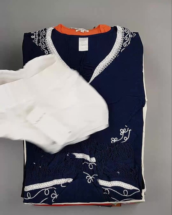 Фотография  967 - Англия СТОК лето#15 кг, ЛОТ №6006 оптом в Салехарде и Ямало-Ненецком АО