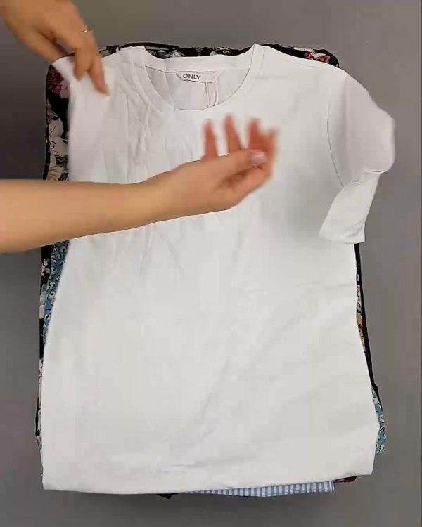 Фотография  891 - BESTSELLER WOMEN Summer mix#15 кг, ЛОТ №6017 оптом в Салехарде и Ямало-Ненецком АО