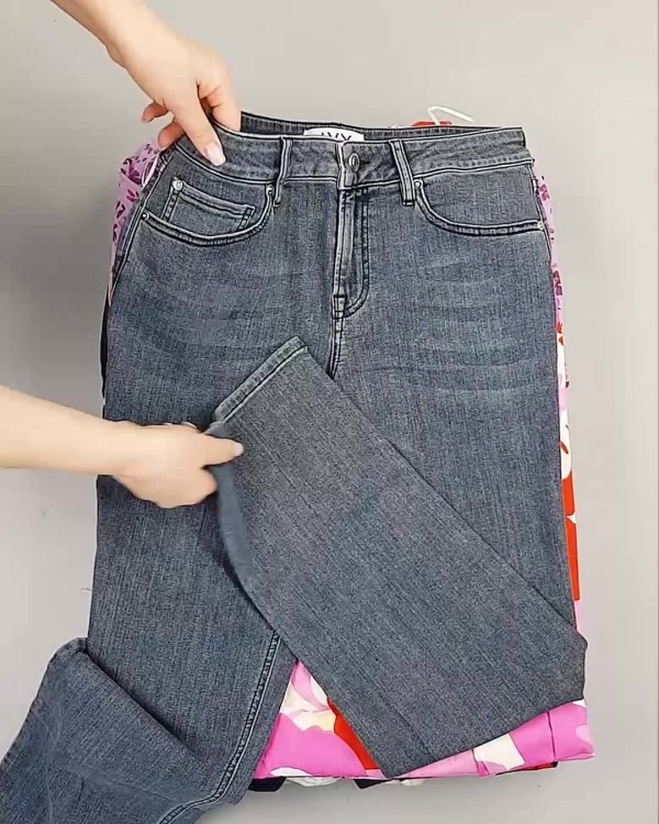 Фотография  379 - BESTSELLER WOMEN Summer mix#15 кг, ЛОТ №6020 оптом в Салехарде и Ямало-Ненецком АО