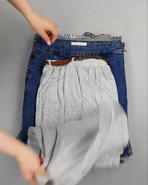 Фотография  470 - Юбки Bestseller 44#5 кг, ЛОТ №6123 оптом в Салехарде и Ямало-Ненецком АО