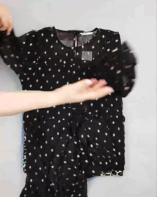 Фотография  745 - DK, Bestseller Summer mix#50 кг, ЛОТ №6186 оптом в Салехарде и Ямало-Ненецком АО