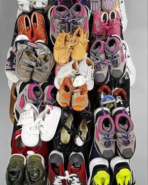 Фотография  379 - Обувь СТОК дети лето#15,4 кг, ЛОТ №6192 оптом в Салехарде и Ямало-Ненецком АО