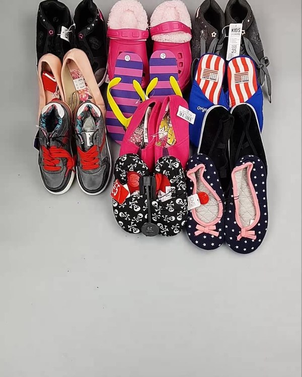 Фотография  317 - Обувь детская СТОК Summer#6,15 кг, ЛОТ №6194 оптом в Салехарде и Ямало-Ненецком АО