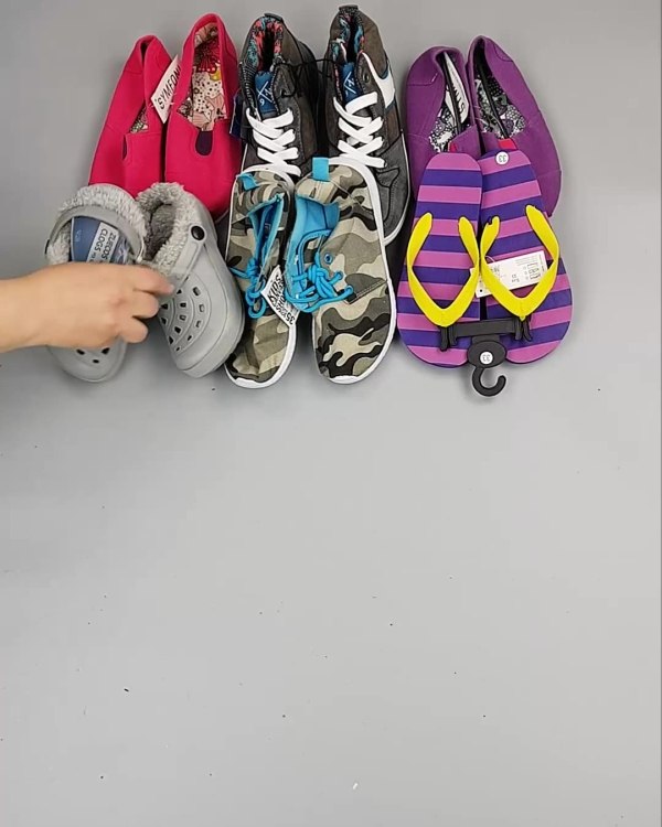 Фотография  584 - Обувь детская СТОК Summer#6,3 кг, ЛОТ №6198 оптом в Салехарде и Ямало-Ненецком АО