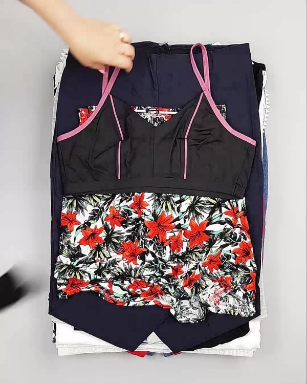 Фотография  992 - CALZEDONIA лето mix#50 шт, ЛОТ №6366 оптом в Салехарде и Ямало-Ненецком АО