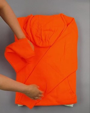 Фотография  861 - Толстовки СТОК CAN 0424#10 кг, ЛОТ №6425 оптом в Салехарде и Ямало-Ненецком АО