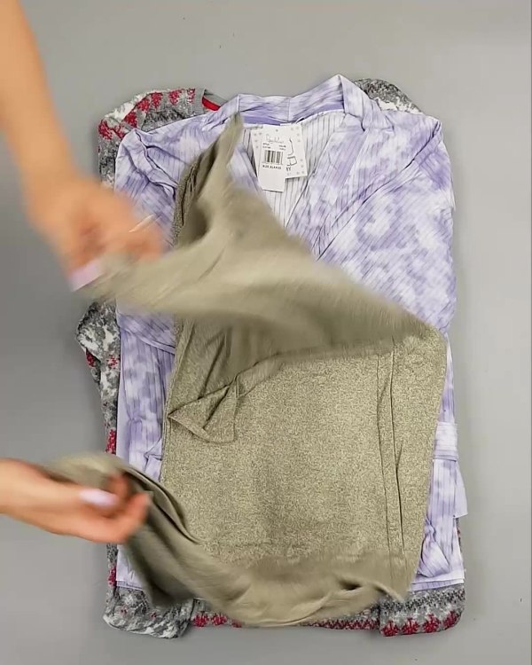 Фотография  288 - Домашняя одежда CAN#10 кг, ЛОТ №6482 оптом в Салехарде и Ямало-Ненецком АО