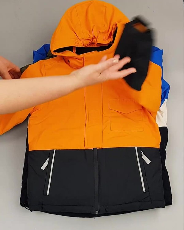 Фотография  532 - Верхняя одежда TCM kids 074#7 кг, ЛОТ №6681 оптом в Салехарде и Ямало-Ненецком АО