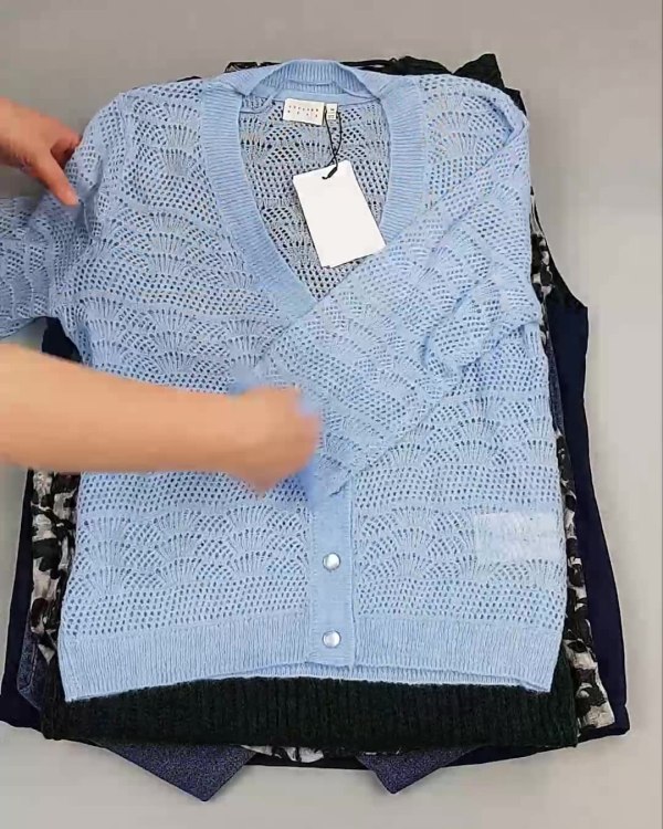 Фотография  421 - ДАНИЯ Winter mix 24#15 кг, ЛОТ №6708 оптом в Салехарде и Ямало-Ненецком АО