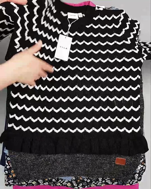 Фотография  527 - ДАНИЯ Winter mix 24#15 кг, ЛОТ №6708 оптом в Салехарде и Ямало-Ненецком АО