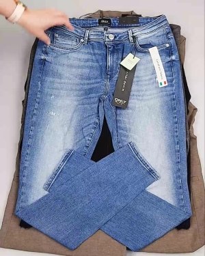 Фотография  696 - ДАНИЯ Winter mix 24#15 кг, ЛОТ №6710 оптом в Салехарде и Ямало-Ненецком АО