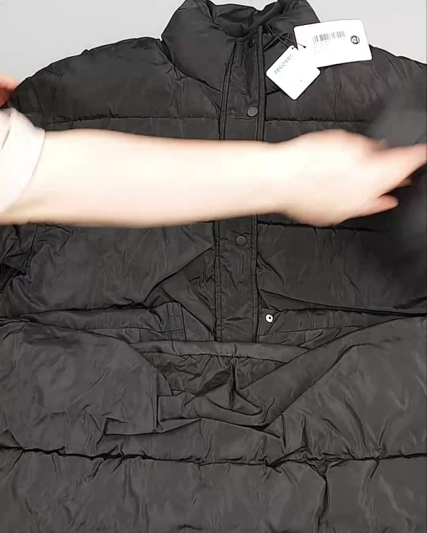 Фотография  561 - Верхняя одежда Англия СТОК #10 кг, ЛОТ №6729 оптом в Салехарде и Ямало-Ненецком АО