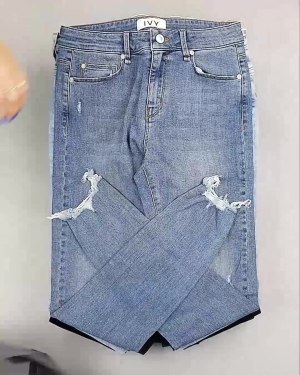 Фотография  402 - Джинсы женские Дания#10 кг, ЛОТ №6764 оптом в Салехарде и Ямало-Ненецком АО