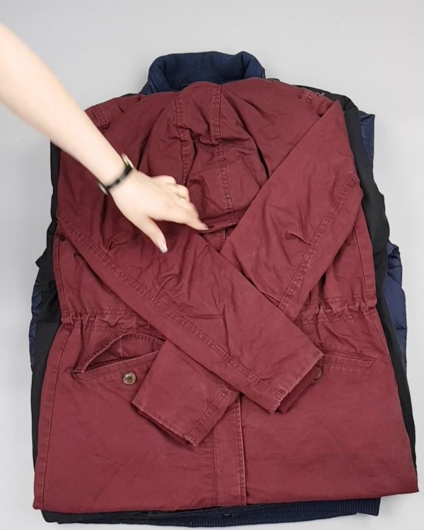 Фотография  236 - Куртки#25 кг оптом в Салехарде и Ямало-Ненецком АО