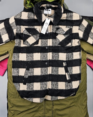 Купить Верхняя одежда BESTSELLER Дания#12 кг, ЛОТ №5189 оптом в Салехарде и Ямало-Ненецком АО