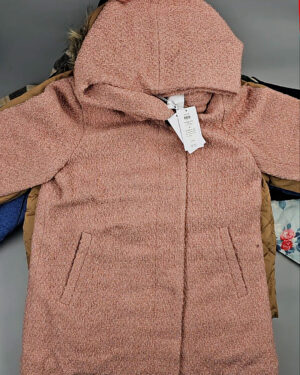 Фотография  490 - Верхняя одежда VILA#10,2 кг, ЛОТ №6826 оптом в Салехарде и Ямало-Ненецком АО