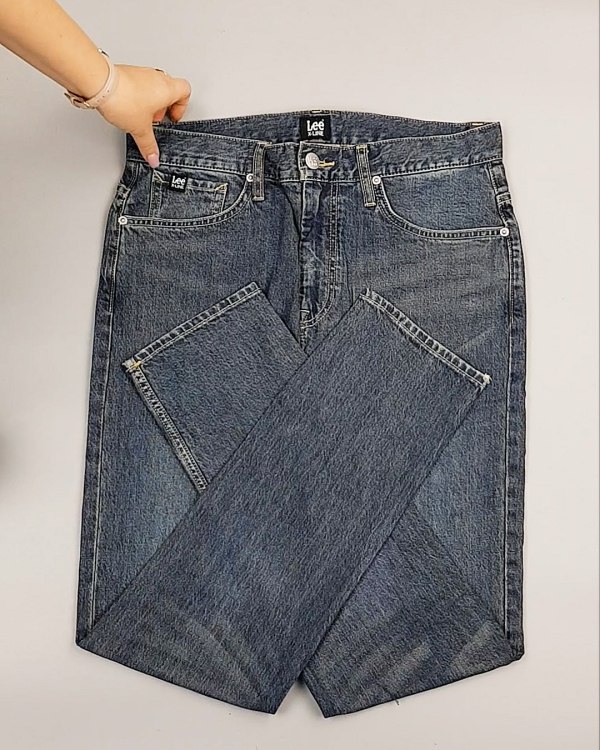 Фотография  491 - Джинсы LEE м/ж#7,9 кг, ЛОТ №7032 оптом в Салехарде и Ямало-Ненецком АО