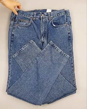 Фотография  833 - Джинсы CALVIN KLEIN муж #7,6 кг, ЛОТ №7020 оптом в Салехарде и Ямало-Ненецком АО