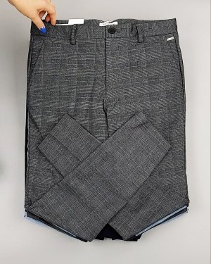 Фотография  644 - Брюки + джинсы JACK JONES 094#10 кг, ЛОТ №6963 оптом в Салехарде и Ямало-Ненецком АО