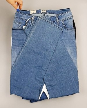 Фотография  347 - Джинсы MUSTANG м/ж#5 кг, ЛОТ №6960 оптом в Салехарде и Ямало-Ненецком АО