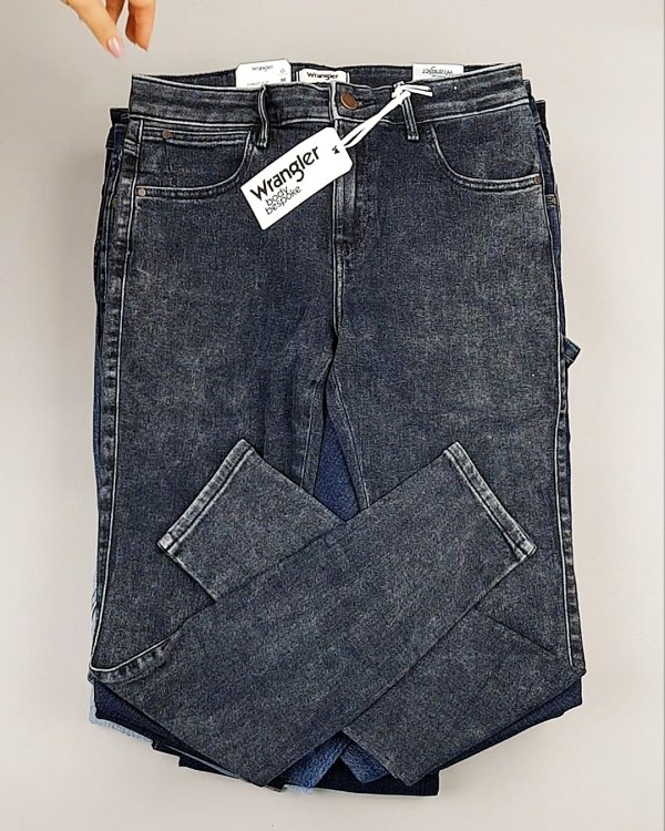 Фотография  146 - Джинсы WRANGLER м/ж#8,1 кг, ЛОТ №7011 оптом в Салехарде и Ямало-Ненецком АО