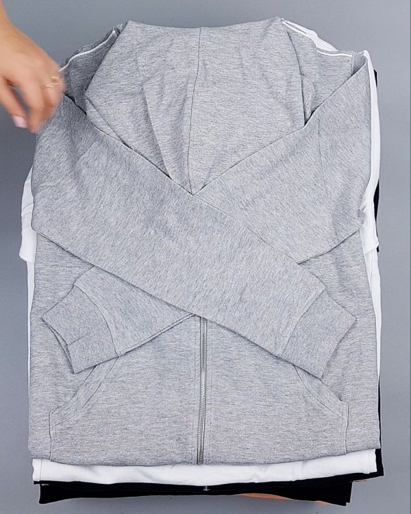 Фотография  493 - SORBINO+RICHMOND men (толстовки+штаны)#9,9 кг, ЛОТ №7106 оптом в Салехарде и Ямало-Ненецком АО