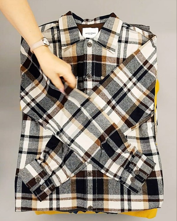 Фотография  743 - JACK JONES men mix 104#18 кг, ЛОТ №7044 оптом в Салехарде и Ямало-Ненецком АО