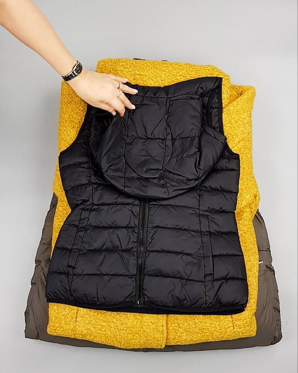 Фотография  921 - Верхняя одежда ONLY 104#10 кг, ЛОТ №7194 оптом в Салехарде и Ямало-Ненецком АО