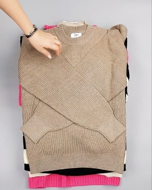 Фотография  907 - Джемпера Bestseller 104#7 кг, ЛОТ №7227 оптом в Салехарде и Ямало-Ненецком АО