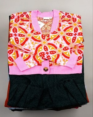 Купить Кардиганы VILA W 104#7 кг, ЛОТ №7384 оптом в Салехарде и Ямало-Ненецком АО