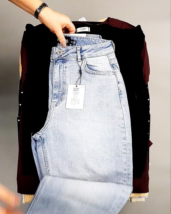 Фотография  274 - Bestseller Winter mix 104#15 кг, ЛОТ №7306 оптом в Салехарде и Ямало-Ненецком АО