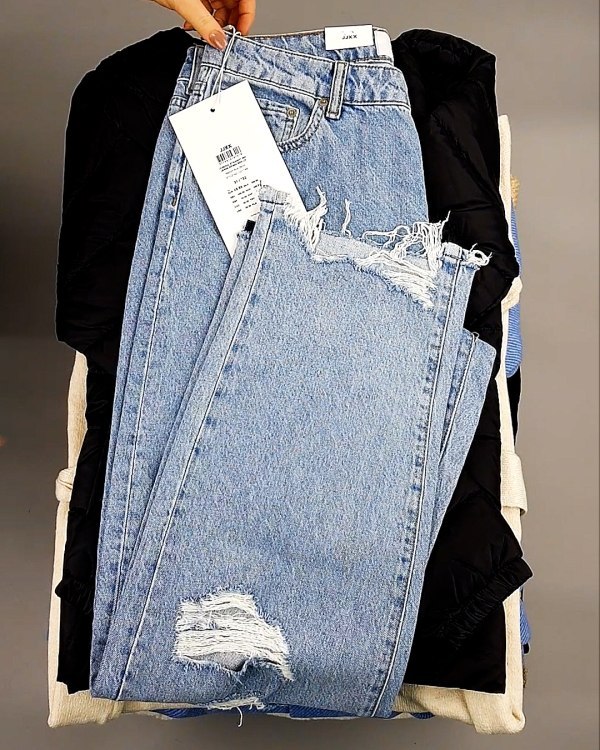 Фотография  299 - Bestseller Winter В mix 114#15 кг, ЛОТ №7372 оптом в Салехарде и Ямало-Ненецком АО