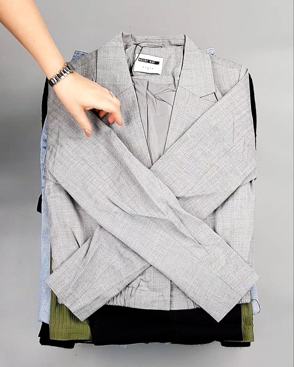 Фотография  768 - Bestseller Winter mix 104#15 кг, ЛОТ №7347 оптом в Салехарде и Ямало-Ненецком АО